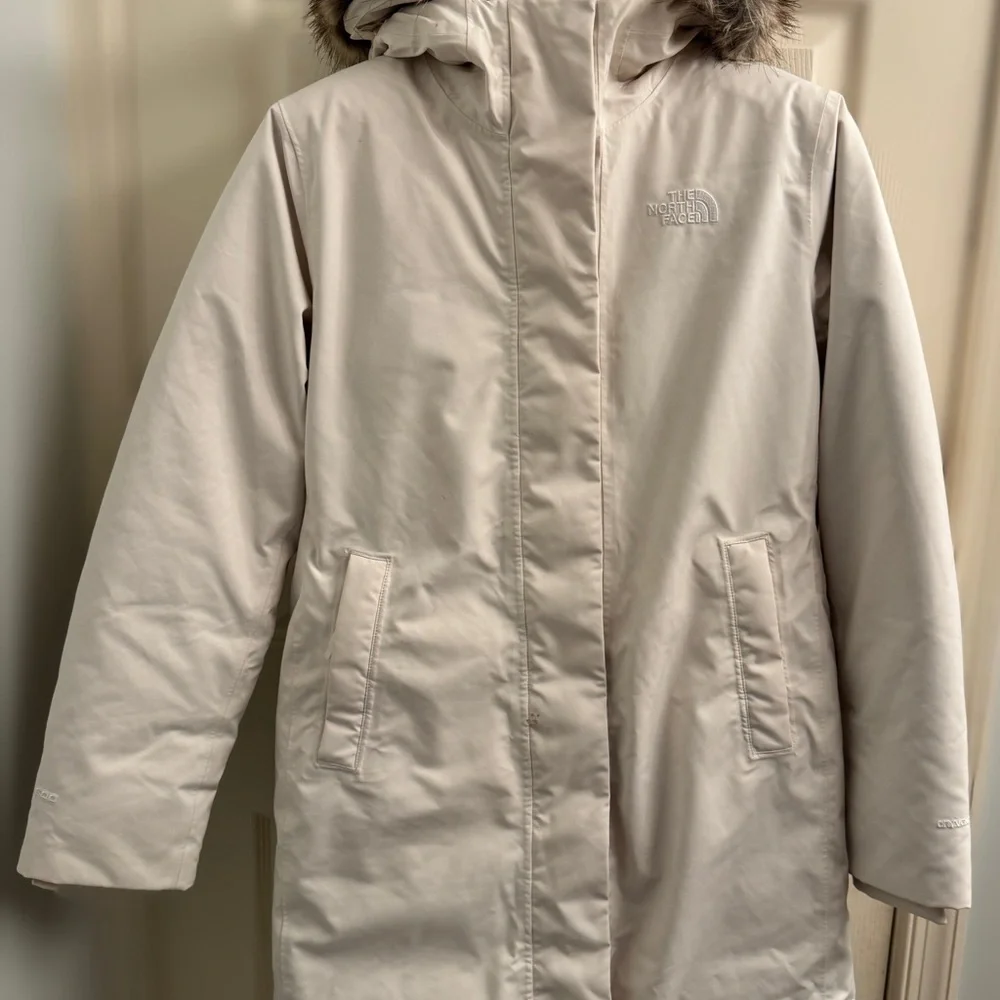 SALE The North Face Arctic Parka Cream White Fur Hood Women's Large - Picture 5 of 9